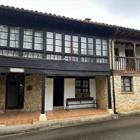 La Cerezal Ii Holiday home Borines
